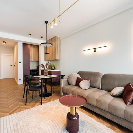 Remarkable City Centre Apartment Warschau Exterior foto